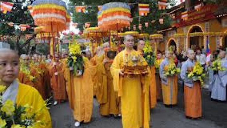 Tư tưởng Hồ Chí Minh: Tôn trọng tự do tín ngưỡng, phát huy đoàn kết tôn giáo (18/5/2017)