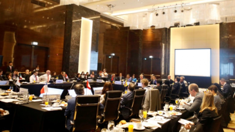 Kết thúc Hội nghị các Bộ trưởng phụ trách Thương mại APEC lần thứ 23 tại Hà Nội, 11 quốc gia xem xét mở rộng Hiệp định Đối tác xuyên Thái Bình Dương, trong khi phía Mỹ vẫn quyết "nói không" với TPP (Thời sự chiều 21/5/2017)