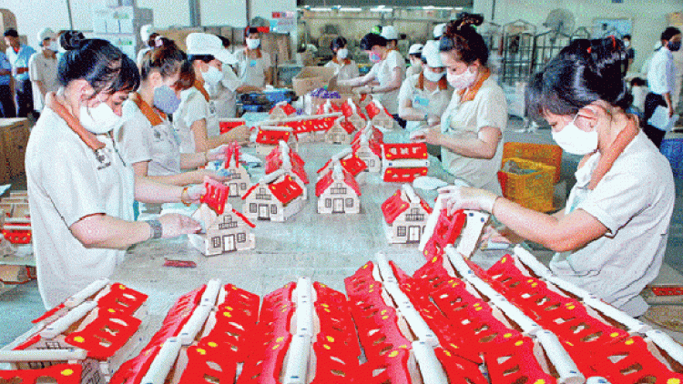 Khơi dậy tiềm năng của lực lượng kinh tế tư nhân (11/5/2017)