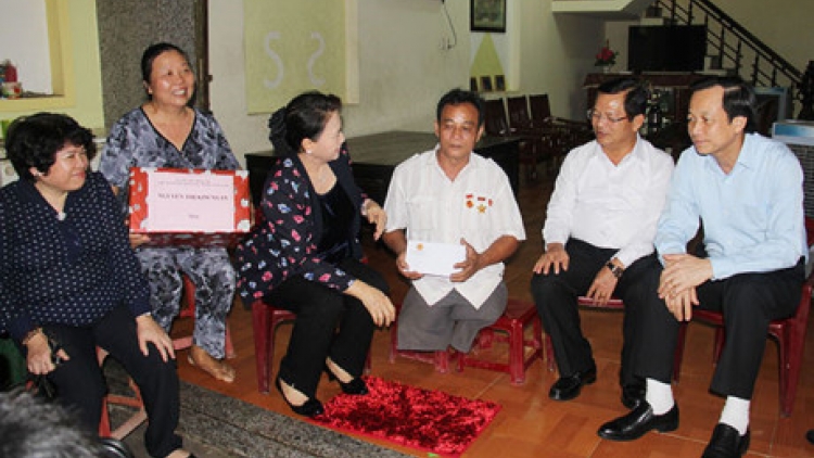 Không chậm trễ chính sách với người có công (24/7/2017)