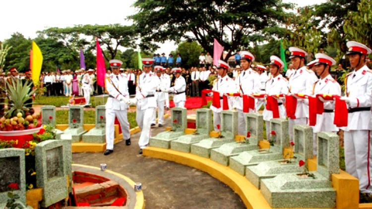 Phải biết biến mất mát, hy sinh thành di sản (27/7/2017)