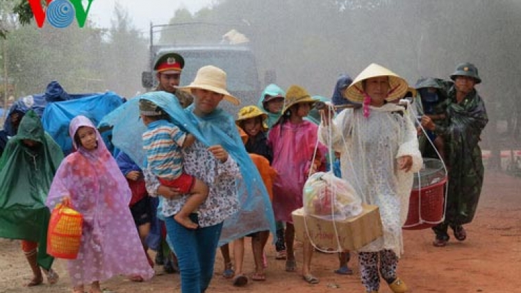 Kinh nghiệm tích trữ lương thực, thuốc men và vật dụng thiết yếu đối phó với bão lũ (15/9/2017)