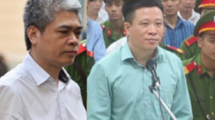 Tòa án nhân dân thành phố Hà Nội tuyên án 51 bị cáo trong vụ đại án xảy ra tại ngân hàng thương mại cổ phần Đại Dương, trong đó Hà Văn Thắm, nguyên Chủ tịch Hội đồng Quản trị OceanBank tù chung thân. Nguyễn Xuân Sơn, nguyên Tổng giám đốc Oceanbank bị tuyên án tử hình (Thời sự trưa 29/9/2017)