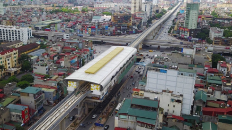 Sau nhiều lần chậm tiến độ, dự án Đường sắt Cát Linh - Hà Đông tiếp tục 'phá sản' kế hoạch chạy thử vào tháng 10 tới do thiếu vốn (Thời sự trưa 18/9/2017)