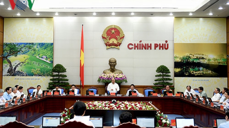 Càng họp càng xa dân (1/9/2017)