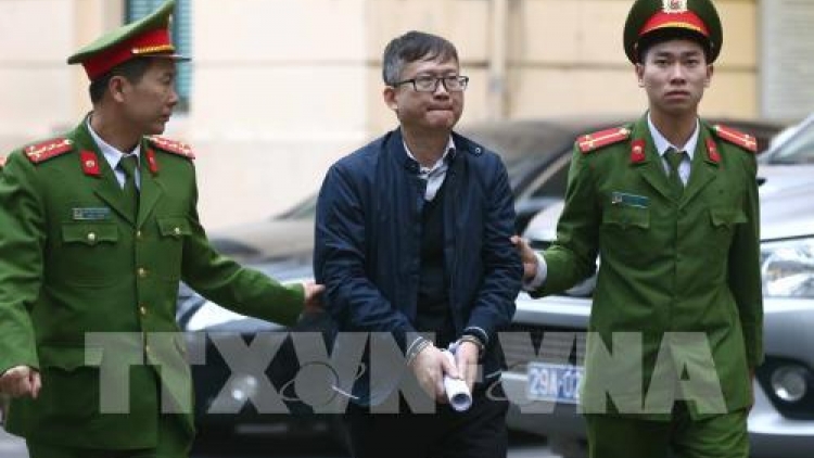 Mở phiên tòa xét xử sơ vụ án tham ô tài sản xảy ra ở PVP Land đối với bị cáo Trịnh Xuân Thanh và em trai ông Đinh La Thăng  (Thời sự trưa 24/01/2018)
