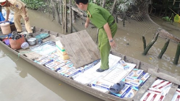 Buôn lậu thuốc lá và đường cát vẫn nhức nhối ở các tỉnh Tây Nam Bộ (2/1/2018)