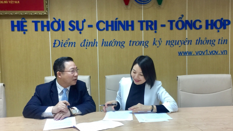 Tăng giá trông giữ xe có giảm được ùn tắc hay chỉ đục nước béo cò? (17/01/2018)
