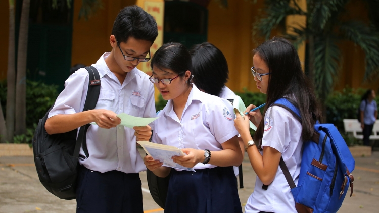 Bỏ cộng điểm khuyến khích vào lớp 10: Chưa phù hợp nếu áp dụng ngay  (09/01/2018)