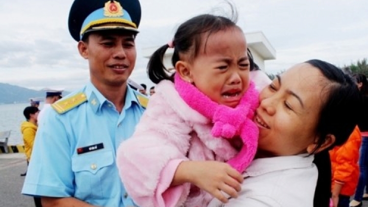 Những hi sinh thầm lặng của hậu phương người lính (6/10/2018)