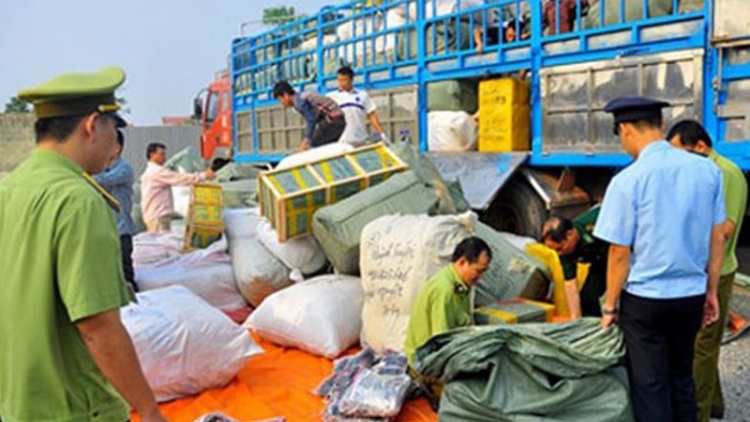 Tìm giải pháp nâng cao chất lượng đường dây nóng đấu tranh chống buôn lậu, gian lận thương mại và hàng giả (18/10/2018)