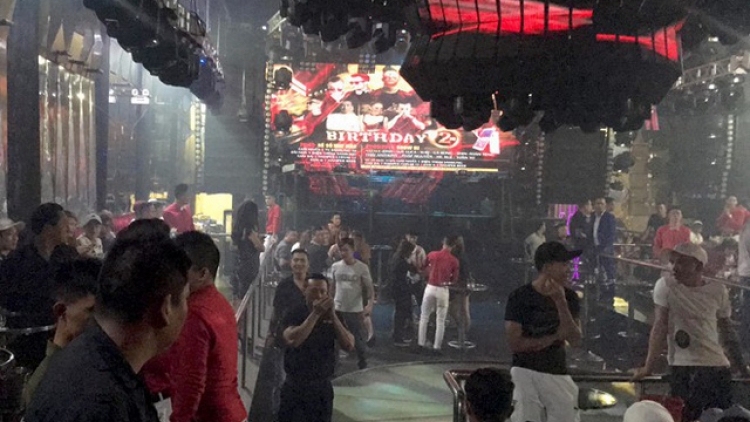 Đưa hoạt động karaoke, Bar, vũ trường vào“khuôn khổ”: Khó hay dễ ra sao? (16/10/2018)