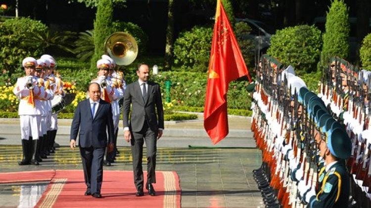 Thủ tướng Nguyễn Xuân Phúc chủ trì lễ đón và hội đàm với Thủ tướng Pháp Édouard Philippe (Thời sự chiều 2/11/2018)