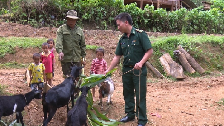 Nghĩa tình quân dân sâu nặng ở vùng biên giới Sơn La (22/12/2018)