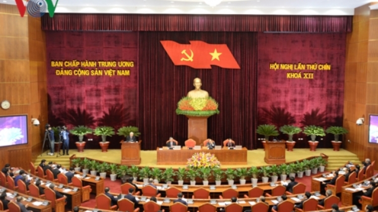 Khai mạc sáng nay tại Hà Nội, Hội nghị Trung ương 9, khoá XII, bàn nội dung quan trọng về công tác cán bộ. (Thời sự trưa 25/12/2018)