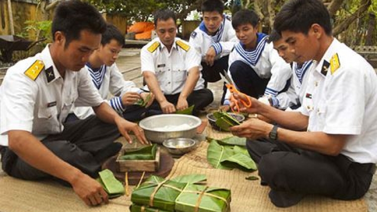 Đón Xuân với chiến sỹ trẻ