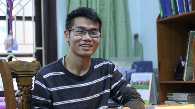 Đinh Quang Hiếu, một trong 10 gương mặt trẻ tiêu biểu vừa được Trung ương Đoàn Thanh niên Cộng sản Hồ Chí Minh vinh danh (29/3/2018)