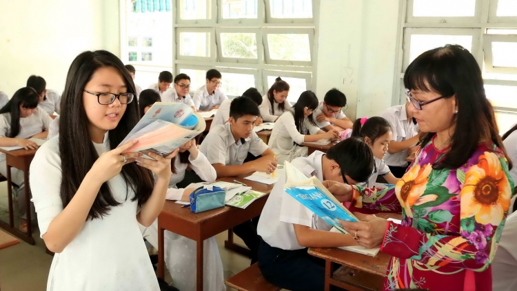 "Một gánh sách hay không bằng một người thầy giỏi"  (17/3/2018)