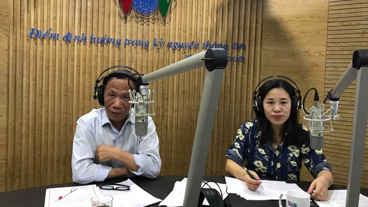 Cần xóa bỏ nền sản xuất giải cứu  (28/3/2018)