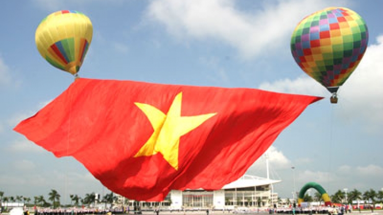 Mở rộng dân chủ, siết chặt kỷ cương (27/3/2018)