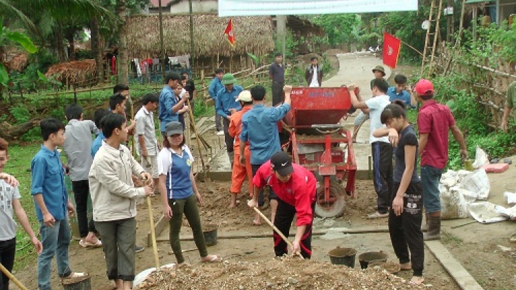Lang Chánh, Thanh Hóa: Mang sức trẻ về xây dựng quê hương (26/3/2018)