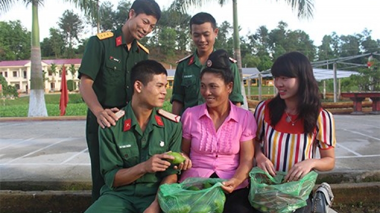 Hậu phương và người chiến sỹ (21/4/2018)