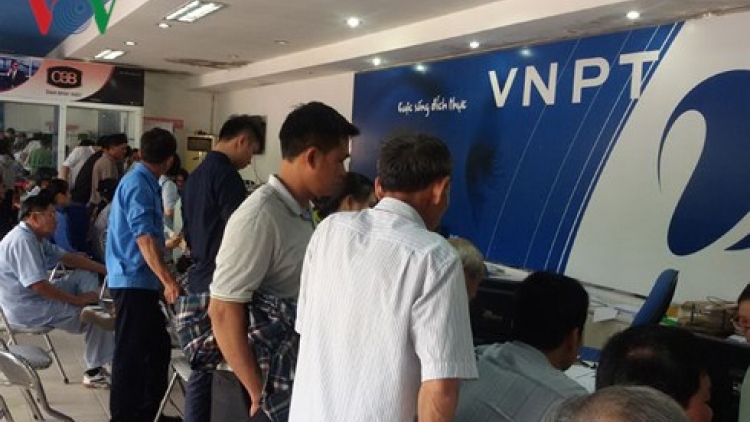 Hai nhà mạng VinaPhone và MobiFone lùi thời hạn đăng ký thông tin, bổ sung hình ảnh của chủ thuê bao trả trước (23/4/2018)