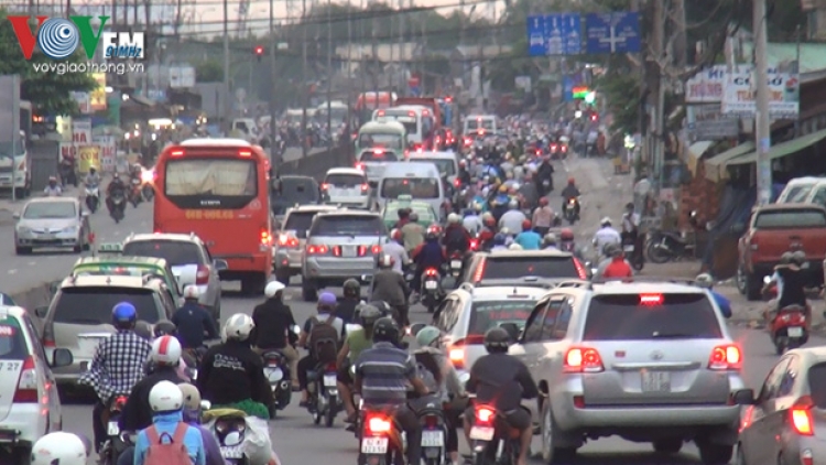 - Đã có 52 người thiệt mạng do tai nạn giao thông trong 3 ngày nghỉ lễ (Thời sự chiều 30/4/2018)