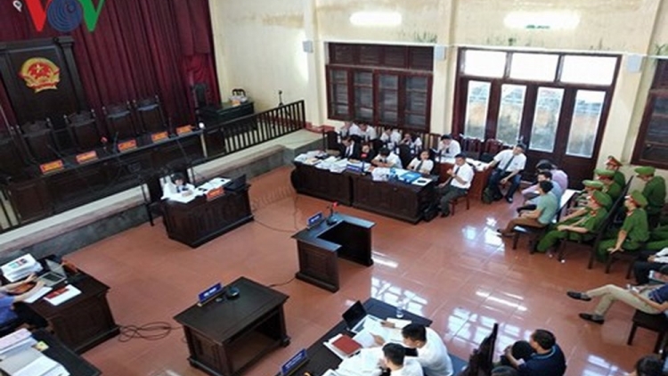 Sự cần thiết phải xây dựng hành lang pháp lý bảo vệ bác sĩ sau sự cố chạy thận làm 9 người tử vong tại Bệnh viện đa khoa tỉnh Hòa Bình (22/5/2018)