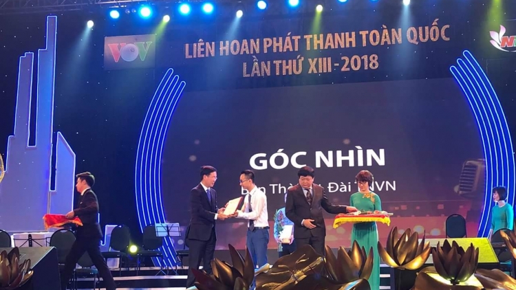 Liên hoan phát thanh toàn quốc lần thứ 13 bế mạc sau 3 ngày diễn ra sôi nổi với rất nhiều các hoạt động nghiệp vụ, hội thảo và triển lãm. Ban tổ chức đã trao tổng cộng 20 giải vàng cho các tác giả và nhóm tác giả có tác phẩm dự thi xuất sắc ( Thời sự đêm 5/5/2018)