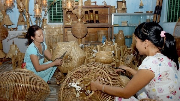 Thừa Thiên Huế phát huy những giá trị truyền thống làng nghề (26/5/2018)