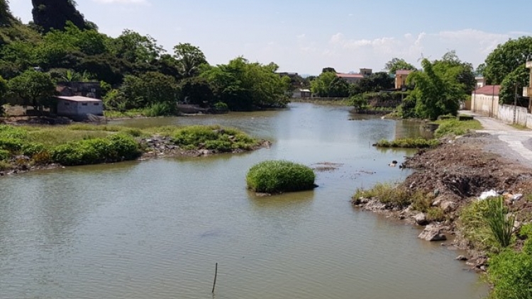 Dự án tăng vốn và gánh nặng nợ công (23/5/2018)