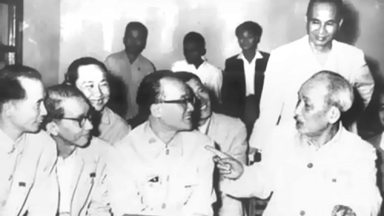 Lựa chọn và sử dụng đúng cán bộ, tạo nên "vốn quý" cho Đảng (19/5/2018)