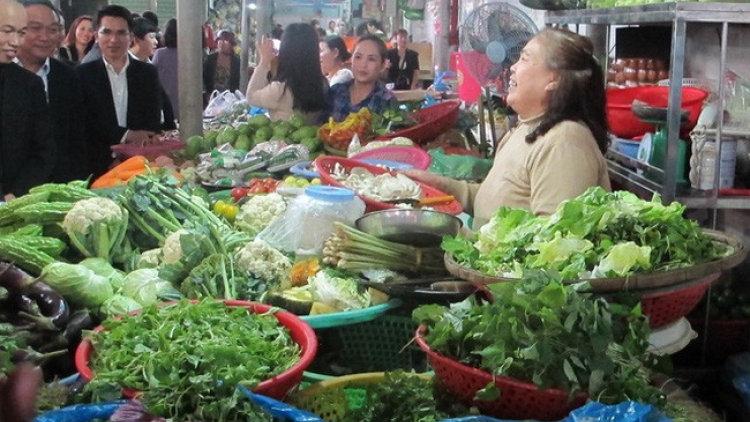 An toàn vệ sinh thực phẩm tại các chợ đầu mối: Nỗi lo không của riêng ai (6/5/2018)
