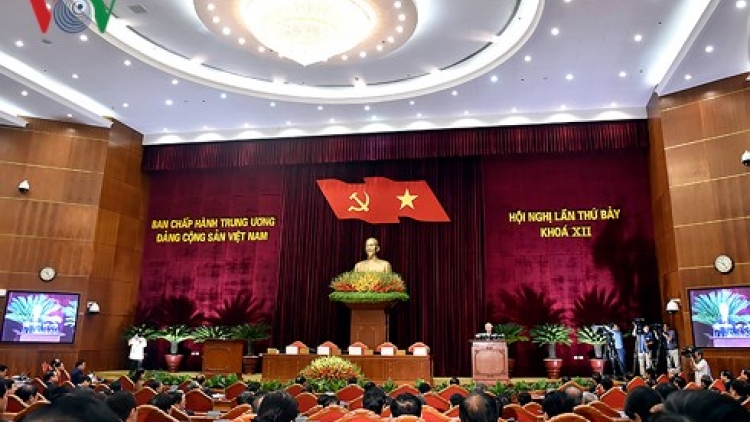 Bế mạc Hội nghị Trung ương lần thứ 7, khóa 12, sau 6 ngày hội nghị diễn ra, nhiều vấn đề lớn đã được Trung ương bàn thảo, quyết định (Thời sự trưa 12/5/2018)