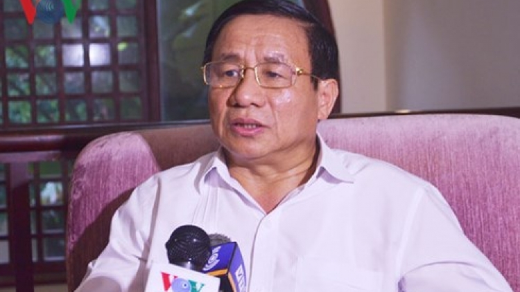Trao đổi cùng ông Lê Đình Sơn, Bí thư Tỉnh ủy Hà Tĩnh về Đề án xây dựng đội ngũ cán bộ các  cấp, sau Hội nghị lần thứ 7, Ban chấp hành Trung ương Đảng Cộng sản Việt Nam khóa 12 (6:13 giây)