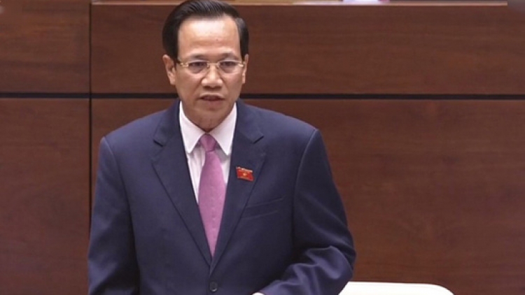 Bộ trưởng Bộ Tài nguyên và Môi trường Trần Hồng Hà và Bộ trưởng Bộ Lao động, Thương binh và Xã hội Đào Ngọc Dung trả lời chất vấn trước Quốc hội (Thời sự chiều 5/6/2018)