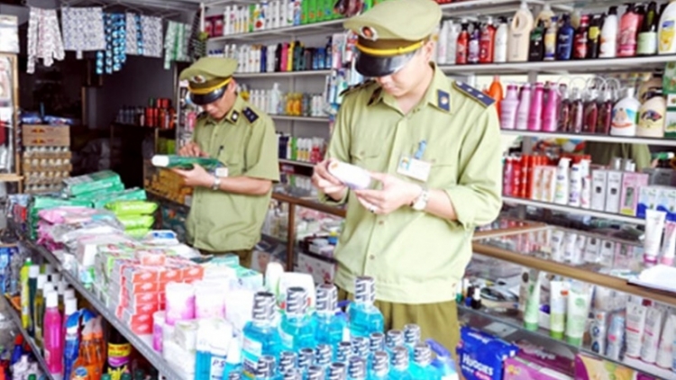 Đấu tranh chống mỹ phẩm giả, nhái, nhập lậu còn nhiều gian nan (11/7/2018)