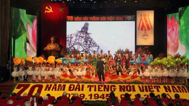 Những sơn ca bé nhỏ cất tiếng véo von suốt hơn 60 năm qua (9/7/2018)