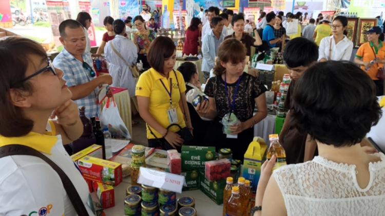 Tích cực triển khai chương trình mỗi xã một sản phẩm trên phạm vi cả nước (27/7/2018)