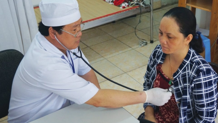 Từ ngày 15/7, gần 90 dịch vụ y tế giảm giá: Việc điều chỉnh như vậy liệu có đảm bảo chất lượng khám chữa bệnh? (12/7/2018)