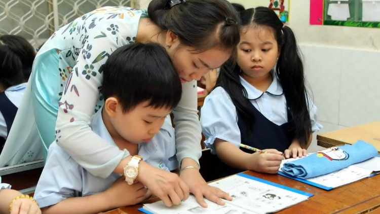 Xác định điểm sàn riêng đối với ngành sư phạm: Liệu có thu hút thí sinh giỏi vào ngành sư phạm? (20/7/2018)