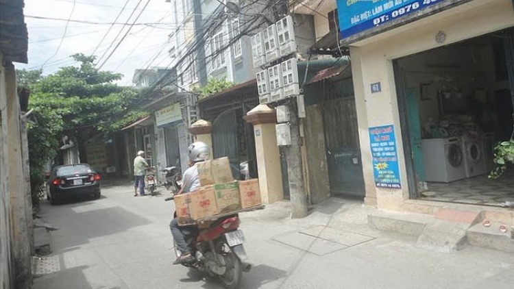Tại quận Bắc Từ Liêm, Hà Nội: Ai đang “treo” sổ đỏ của người dân? (13/8/2018)