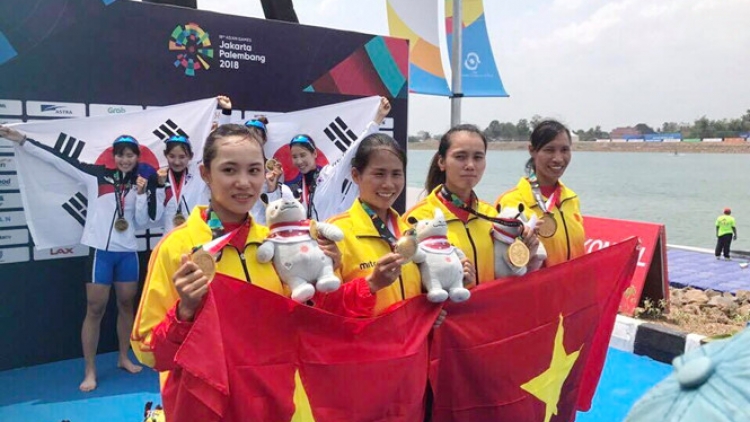 Việt Nam đã có huy chương vàng đầu tiên tại Asiad 18 ở nội dung đua thuyền Rowing nữ (Thời sự trưa 23/8/2018)