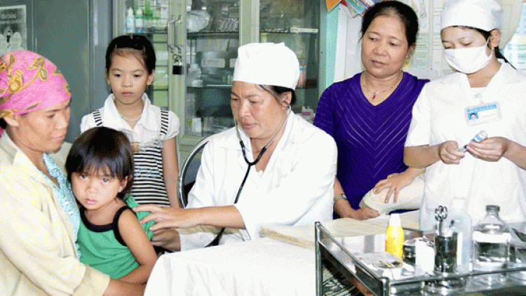Để phát triển y tế cơ sở không loay hoay như bài toán "quả trứng, con gà" (6/9/2018)
