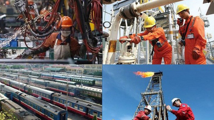 Ủy ban quản lý vốn Nhà nước tại doanh nghiệp chính thức ra mắt và đi vào hoạt động từ hôm nay. “Siêu ủy ban” sẽ chịu trách nhiệm quản lý vốn Nhà nước tại 19 đơn vị gồm 7 tập đoàn, 12 tổng công ty (Thời sự chiều 30/9/2018)