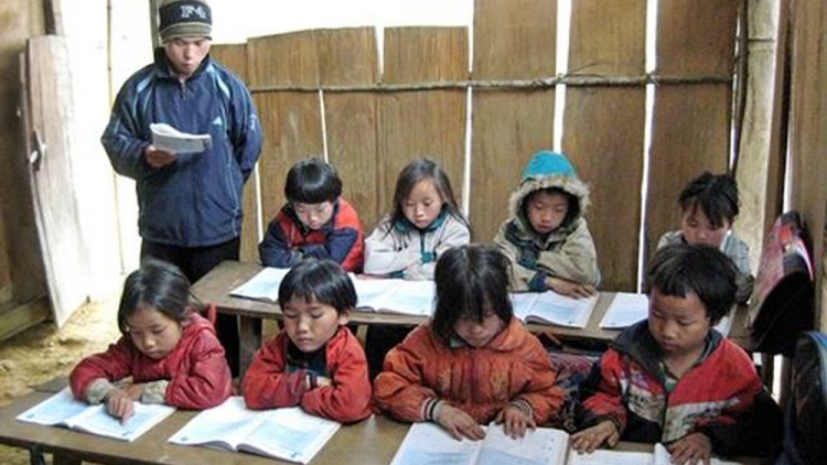 Ngành giáo dục chăm lo đời sống giáo viên, học sinh có hoàn cảnh khó khăn dịp Tết Nguyên đán (25/1/2019)
