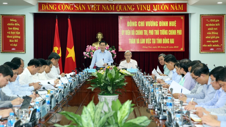 Phó Thủ tướng Vương Đình Huệ đề nghị tỉnh Đồng Nai phải gắn xây dựng nông thôn mới nâng cao với phát triển đô thị (8/1/2019)