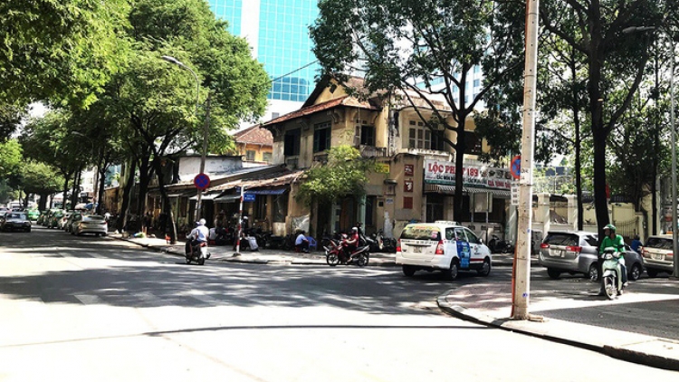 Chính phủ chỉ đạo kiểm tra thông tin việc Công ty Trách nhiệm hữu hạn một thành viên Tổng công ty Lương thực miền Nam thuộc Bộ Nông nghiệp Phát triển nông thôn “hô biến” đất vàng công sản ở trung tâm Thành phố Hồ Chí Minh (Thời sự chiều 11/1/20190