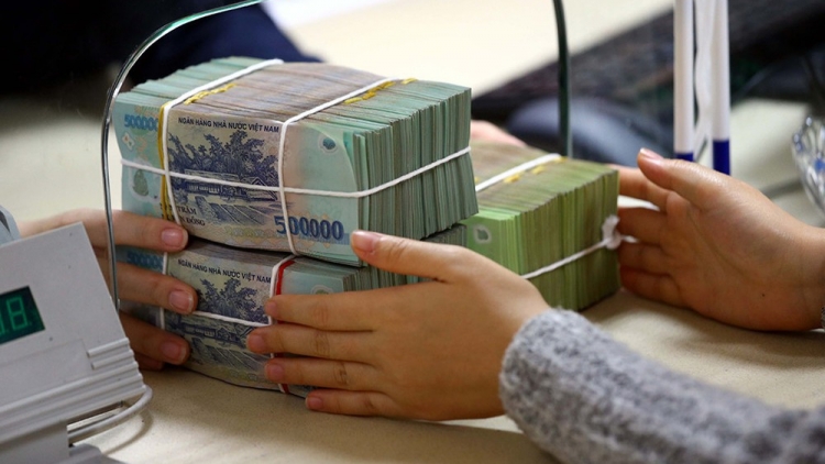 Giảm dùng tiền mặt, lợi ích nhiều bề (8/1/2019)